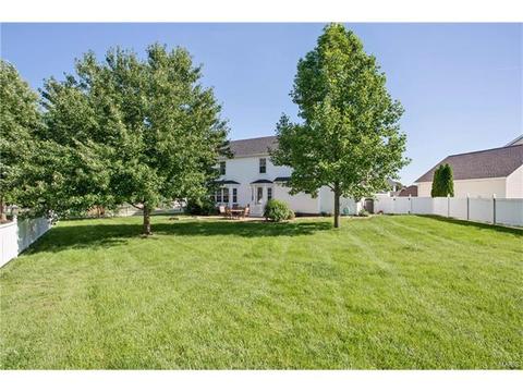 1942 Hedge Dr, O'fallon, MO 63366 photo 5