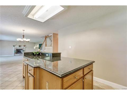 1942 Hedge Dr, O'fallon, MO 63366 photo 18