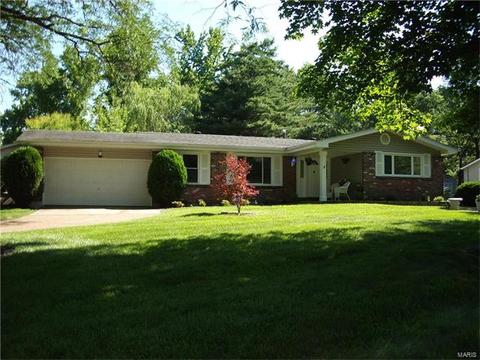 101 Baxter Acres, Ballwin, MO 63011 photo 3