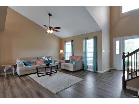 969 Tilestone Dr, O'fallon, MO 63366 photo 5