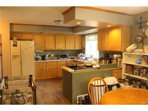 516 St Joseph Ln, Manchester, MO 63021 photo 3