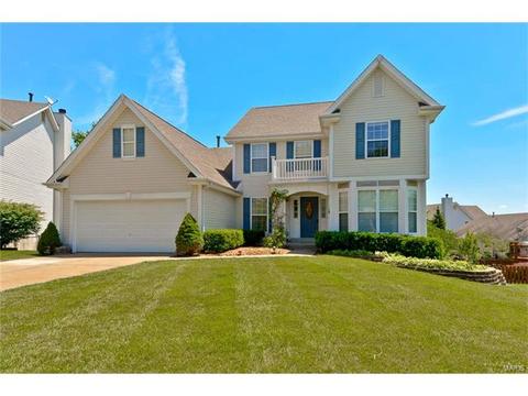 371 Falcon Hill Dr, O'fallon, MO 63368 photo 1