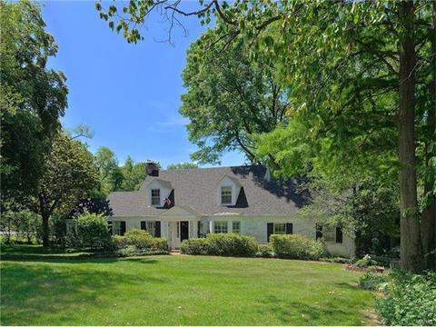2 The Orchards Ln, Saint Louis, MO 63132 photo 1