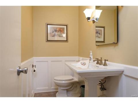 457 Maymont Dr, Ballwin, MO 63011 photo 10