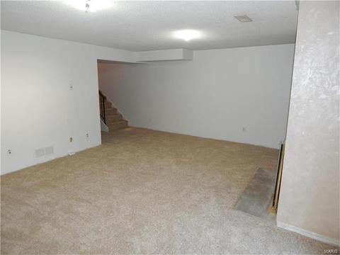 124 Carmel Woods, Ellisville, MO 63021 photo 6