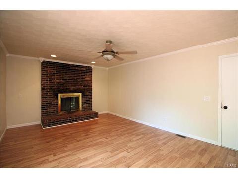 624 Old Ballwin Rd, Ballwin, MO 63021 photo 13