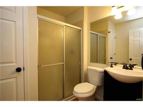 624 Old Ballwin Rd, Ballwin, MO 63021 photo 16