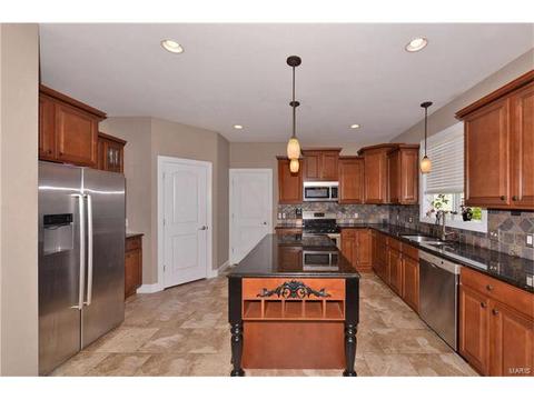 710 Cooper Way Dr, O'fallon, MO 63368 photo 5