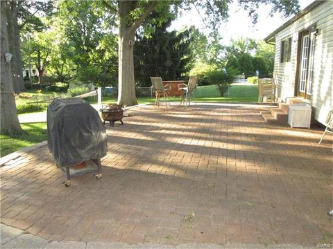 5401 Danforth Dr, Saint Louis, MO 63129 photo 7