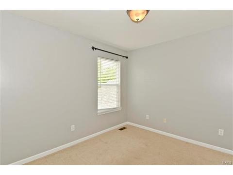 657 Covered Bridge Ln, O'fallon, MO 63368 photo 22