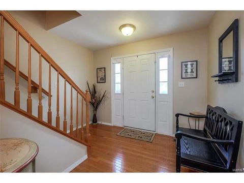 943 Rolling Thunder Dr, O'fallon, MO 63368 photo 3
