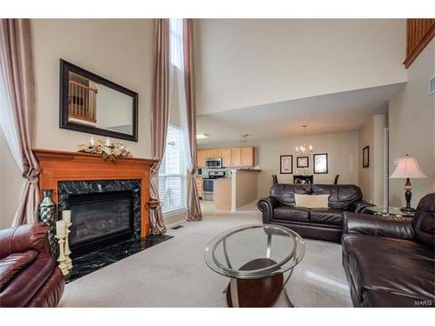 943 Rolling Thunder Dr, O'fallon, MO 63368 photo 2