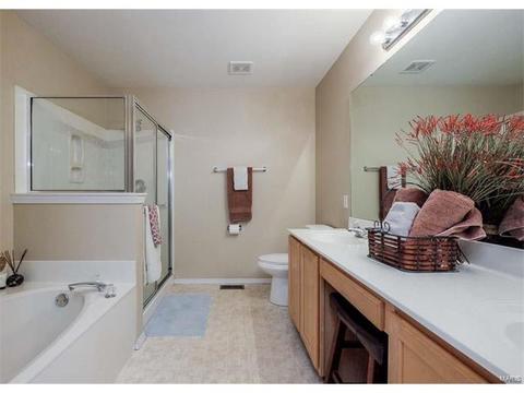 943 Rolling Thunder Dr, O'fallon, MO 63368 photo 7