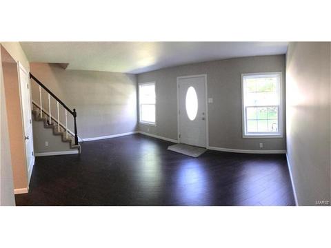 1017 Pine St, Saint Charles, MO 63301 photo 10