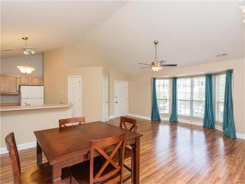 1524 Whispering Crk #D, Ballwin, MO 63021 photo 5
