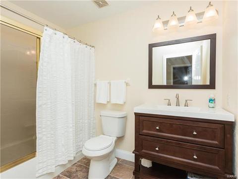1524 Whispering Crk #D, Ballwin, MO 63021 photo 13