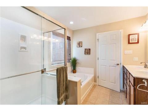 730 Ashton Way Cir, Eureka, MO 63025 photo 16