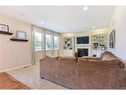 730 Ashton Way Cir, Eureka, MO 63025 photo 5