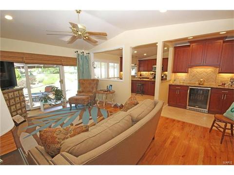 345 Greenbriar, Ballwin, MO 63011 photo 4