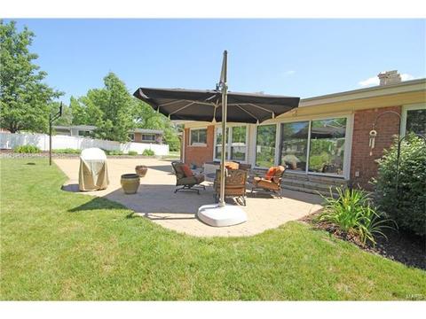 345 Greenbriar, Ballwin, MO 63011 photo 43