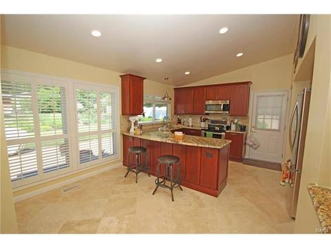 345 Greenbriar, Ballwin, MO 63011 photo 11