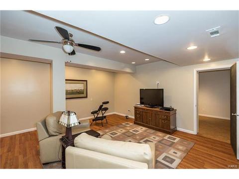 31 Baxter Ln, Chesterfield, MO 63017 photo 38