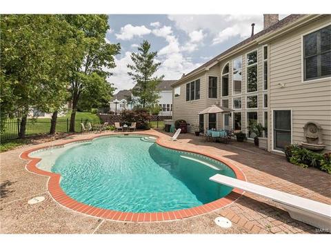 31 Baxter Ln, Chesterfield, MO 63017 photo 3