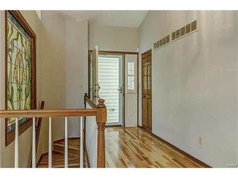 844 Woodside Trails Dr, Ballwin, MO 63021 photo 4
