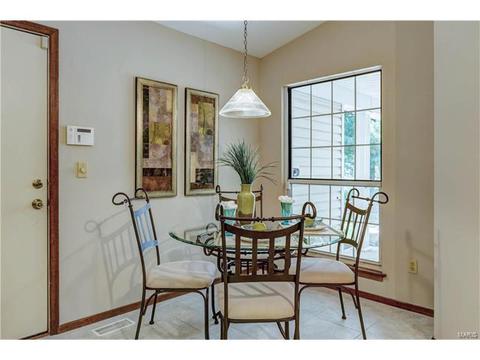 844 Woodside Trails Dr, Ballwin, MO 63021 photo 16