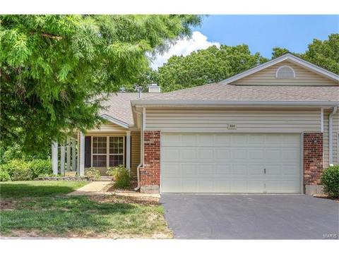 844 Woodside Trails Dr, Ballwin, MO 63021 photo 1