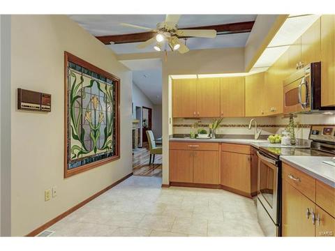 844 Woodside Trails Dr, Ballwin, MO 63021 photo 12