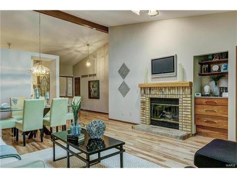 844 Woodside Trails Dr, Ballwin, MO 63021 photo 11
