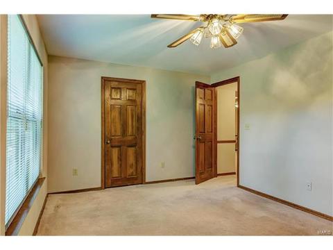844 Woodside Trails Dr, Ballwin, MO 63021 photo 31