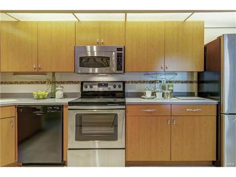 844 Woodside Trails Dr, Ballwin, MO 63021 photo 14