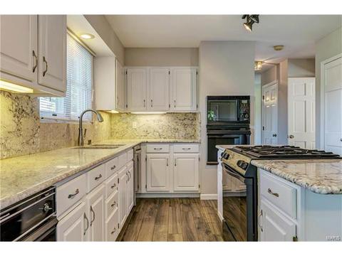 389 Dietrich Rd, Ballwin, MO 63021 photo 14