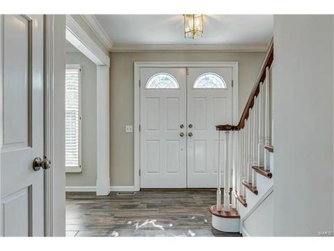 389 Dietrich Rd, Ballwin, MO 63021 photo 4