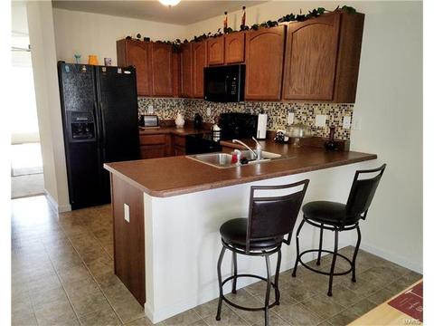 1604 Platinum Ct, O'fallon, MO 63366 photo 7