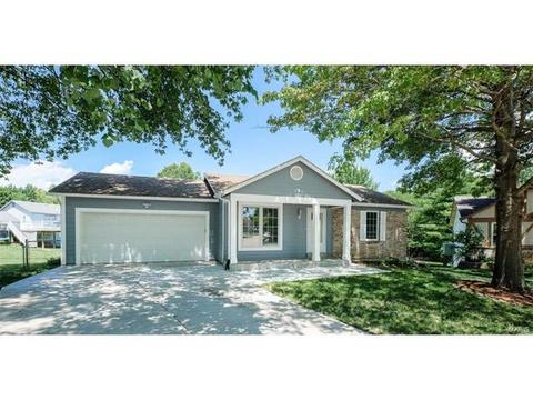 16 Saddleback Ct, O'fallon, MO 63368 photo 3