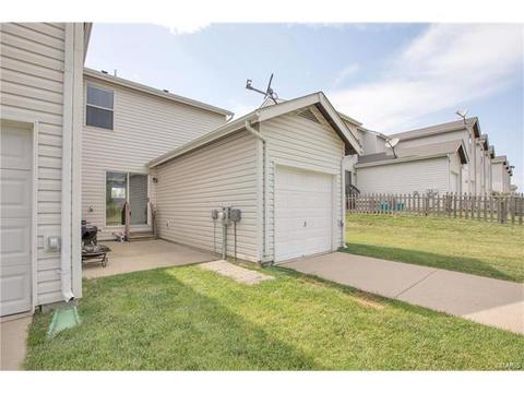 816 Brookmead Dr, O'fallon, MO 63366 photo 21