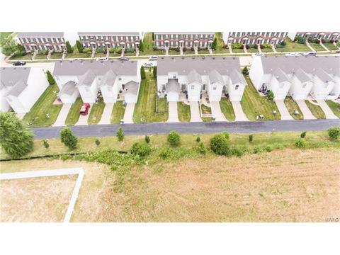 816 Brookmead Dr, O'fallon, MO 63366 photo 23