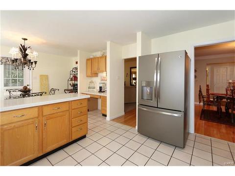 243 Cherry Hills Mdws, Grover, MO 63040 photo 11
