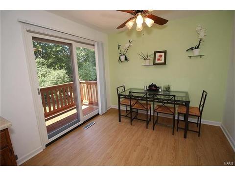 694 Rustic Valley Dr, Ballwin, MO 63021 photo 9