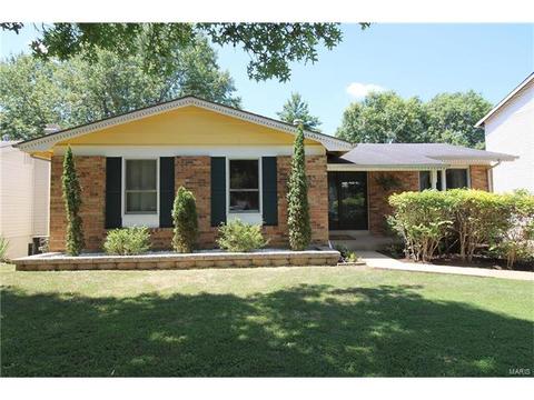 694 Rustic Valley Dr, Ballwin, MO 63021 photo 1