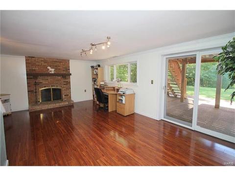 694 Rustic Valley Dr, Ballwin, MO 63021 photo 22