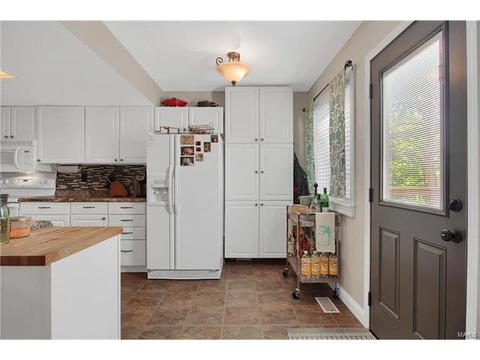 233 Walden Ct, Eureka, MO 63025 photo 11
