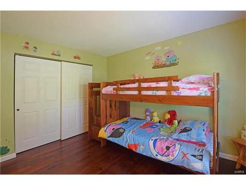 567 Spragues Mill Ct, Ballwin, MO 63011 photo 23