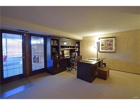 567 Spragues Mill Ct, Ballwin, MO 63011 photo 30