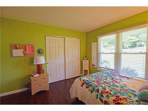567 Spragues Mill Ct, Ballwin, MO 63011 photo 24