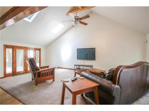 11032 Morrow Dr, Saint Ann, MO 63074 photo 13