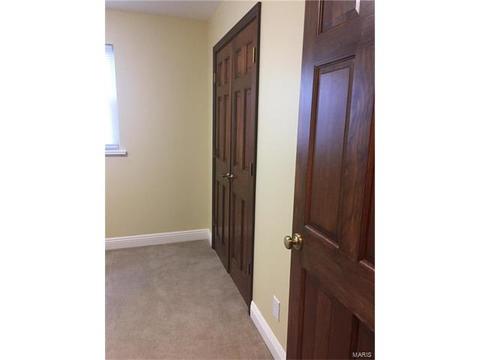 512 Marie Ln, Ballwin, MO 63011 photo 24